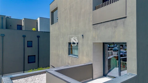 Apartamento T3 para Venda em Amarante (São Gonçalo), Madalena, Cepelos e Gatão