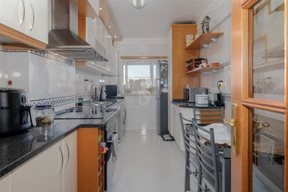 Apartamento T3 para Venda em Alto do Seixalinho, Santo André e Verderena