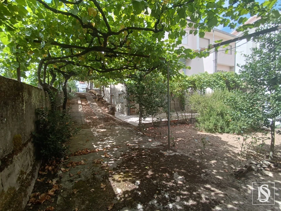 Moradia T4 para Venda em Sé, Santa Maria e Meixedo Foto 26