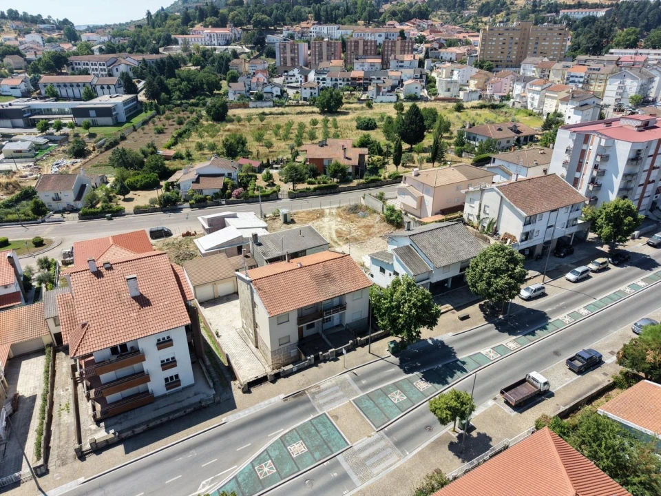 Moradia T4 para Venda em Sé, Santa Maria e Meixedo Foto 6