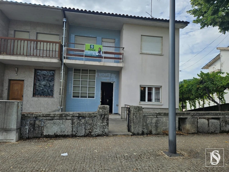 Moradia T4 para Venda em Sé, Santa Maria e Meixedo Foto 13