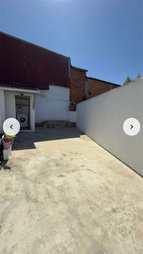 Moradia T1 para Venda em Oliveira do Douro