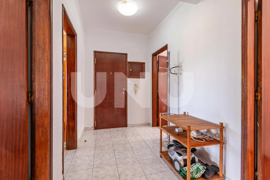 Apartamento T2 para Venda em Covilhã e Canhoso Foto 16