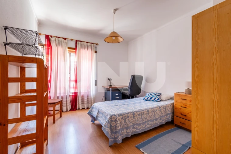 Apartamento T2 para Venda em Covilhã e Canhoso Foto 5
