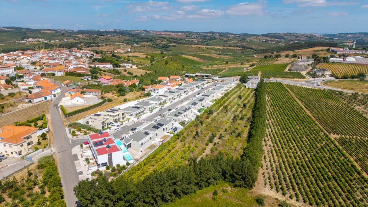 Moradia T3 para Venda em Bombarral e Vale Covo Foto 29