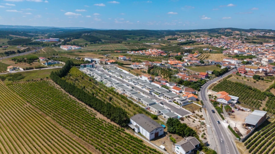 Moradia T3 para Venda em Bombarral e Vale Covo Foto 32