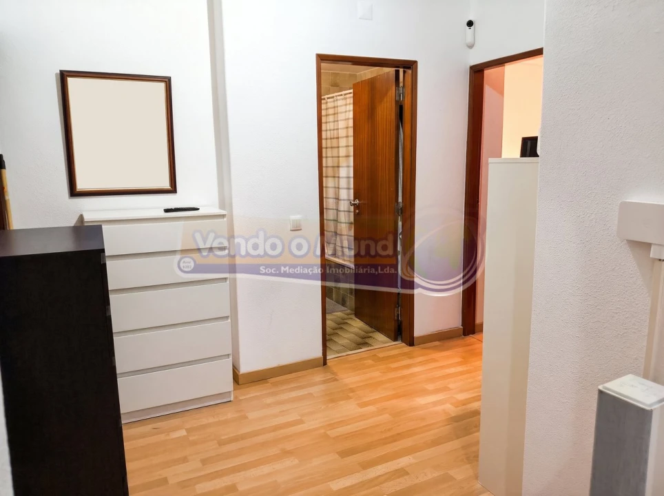 Apartamento T3 para Venda em Benavente Foto 9