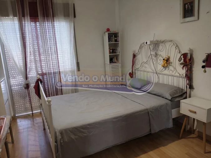 Apartamento T3 para Venda em Benavente Foto 13