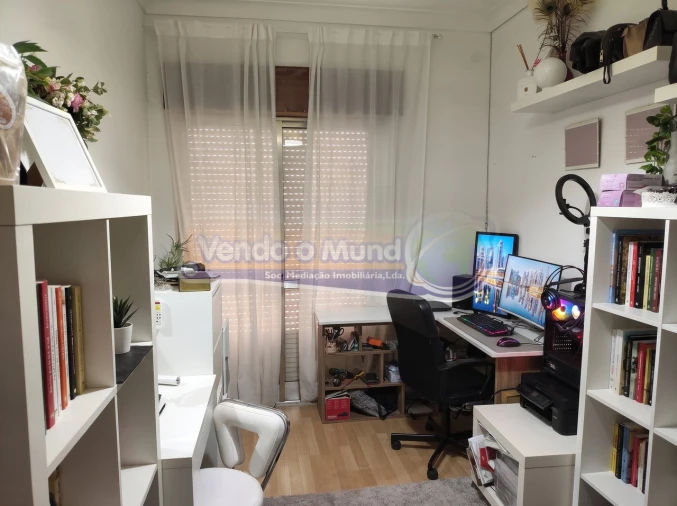 Apartamento T3 para Venda em Benavente Foto 17