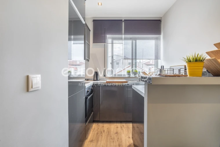 Apartamento T1 para Venda em Marinha Grande Foto 8