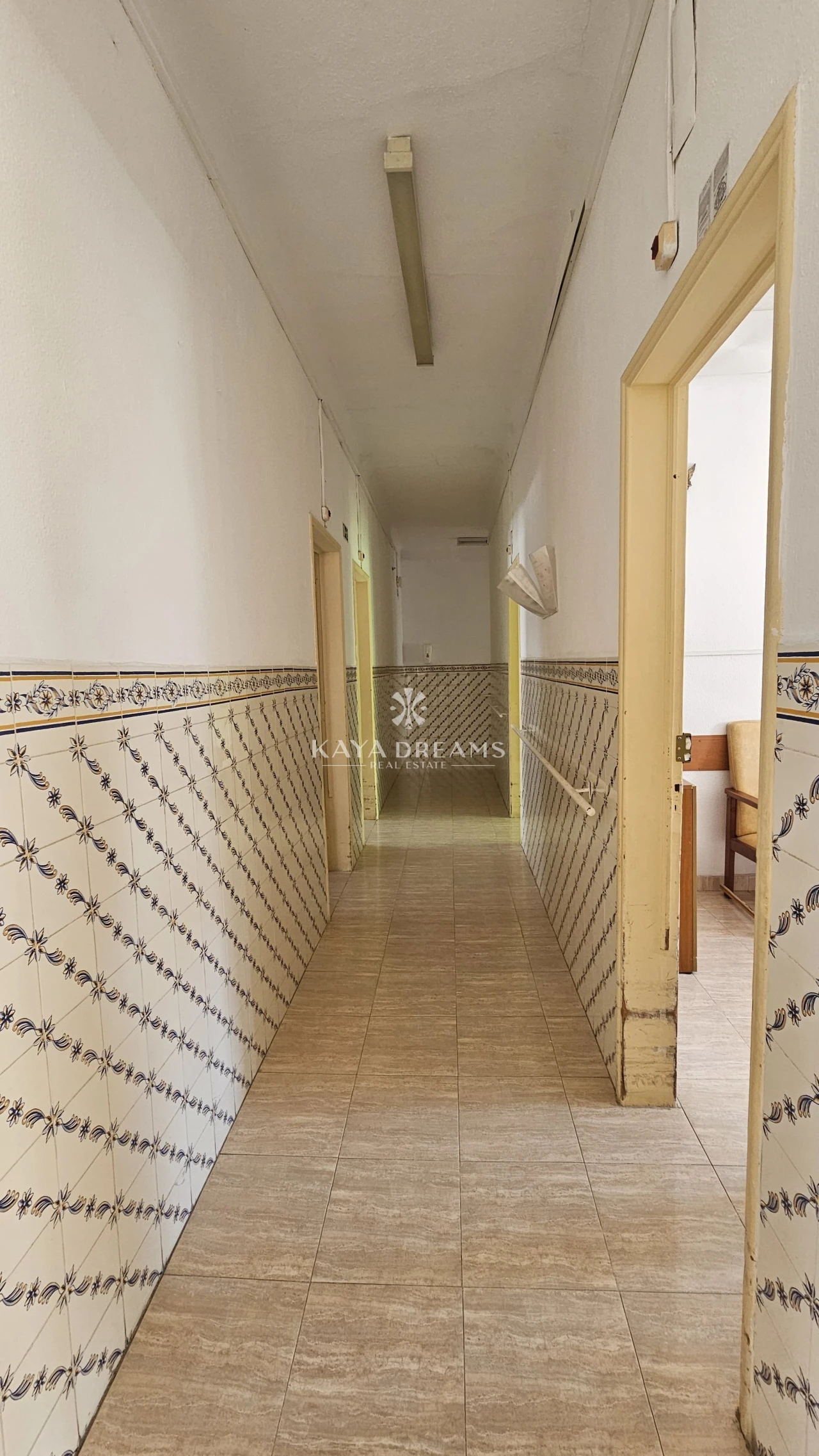Prédio para Venda em Barreiro e Lavradio Foto 2