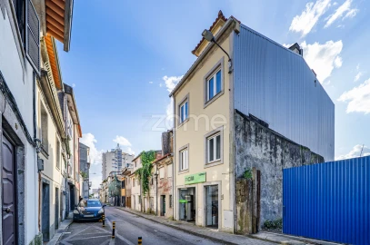 Moradia T3 para Venda em Braga (Maximinos, Sé e Cividade)