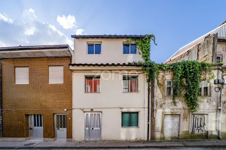 Moradia T3 para Venda em Braga (Maximinos, Sé e Cividade) Foto 6