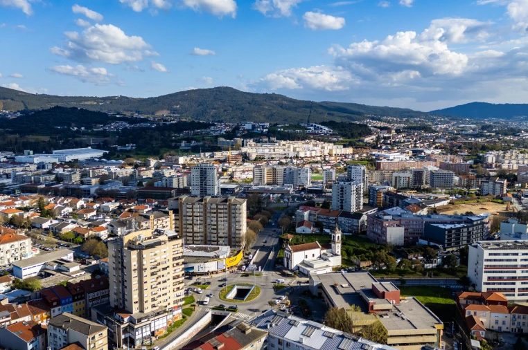 Moradia T3 para Venda em Braga (Maximinos, Sé e Cividade) Foto 9