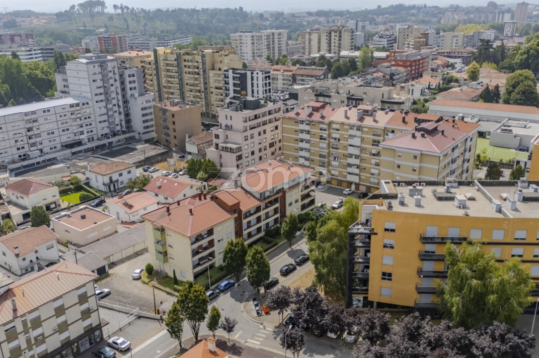 Apartamento T2 para Venda em Vila Nova de Famalicão e Calendário Foto 26