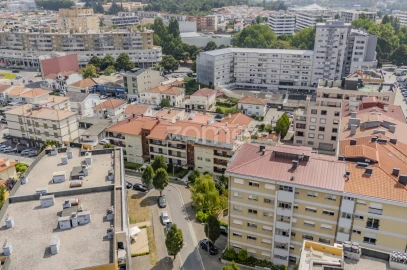 Apartamento T2 para Venda em Vila Nova de Famalicão e Calendário