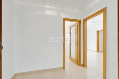 Apartamento T2 para Venda em Vila Nova de Famalicão e Calendário