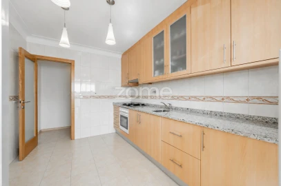 Apartamento T2 para Venda em Vila Nova de Famalicão e Calendário