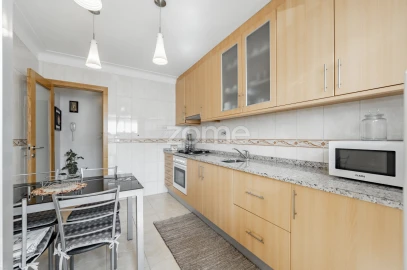 Apartamento T2 para Venda em Vila Nova de Famalicão e Calendário