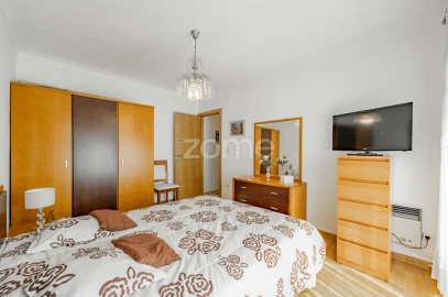 Apartamento T2 para Venda em Vila Nova de Famalicão e Calendário