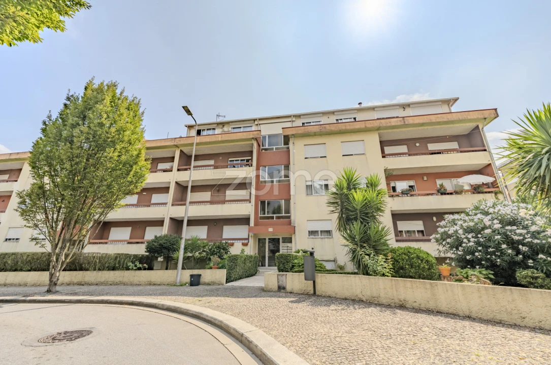 Apartamento T2 para Venda em Vila Nova de Famalicão e Calendário Foto 2