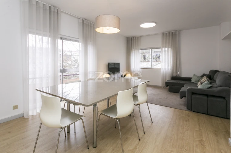 Apartamento T3 para Arrendamento em São Vitor (Braga) Foto 24