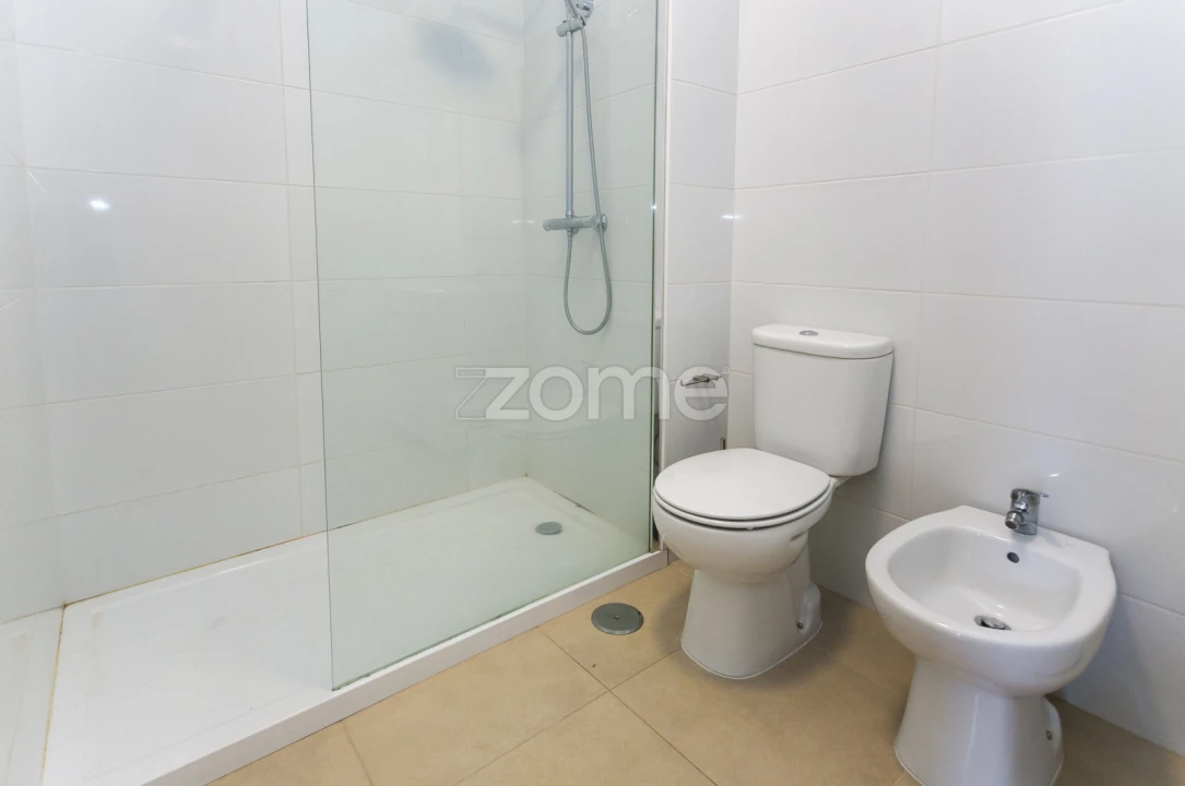 Apartamento T3 para Arrendamento em São Vitor (Braga) Foto 13