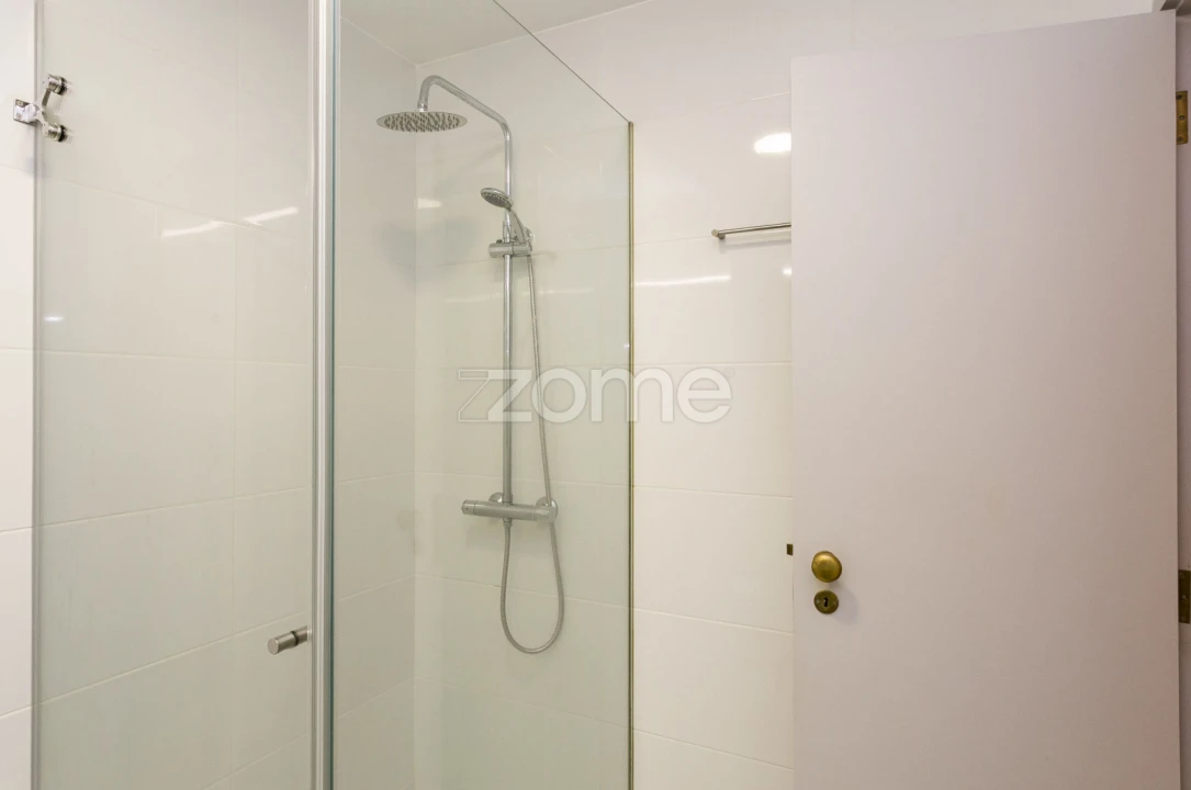 Apartamento T3 para Arrendamento em São Vitor (Braga) Foto 21