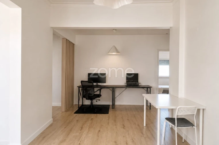 Apartamento T2 para Arrendamento em Odivelas Foto 16