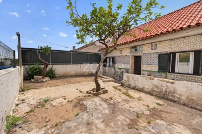 Apartamento T2 para Venda em Ramada e Caneças