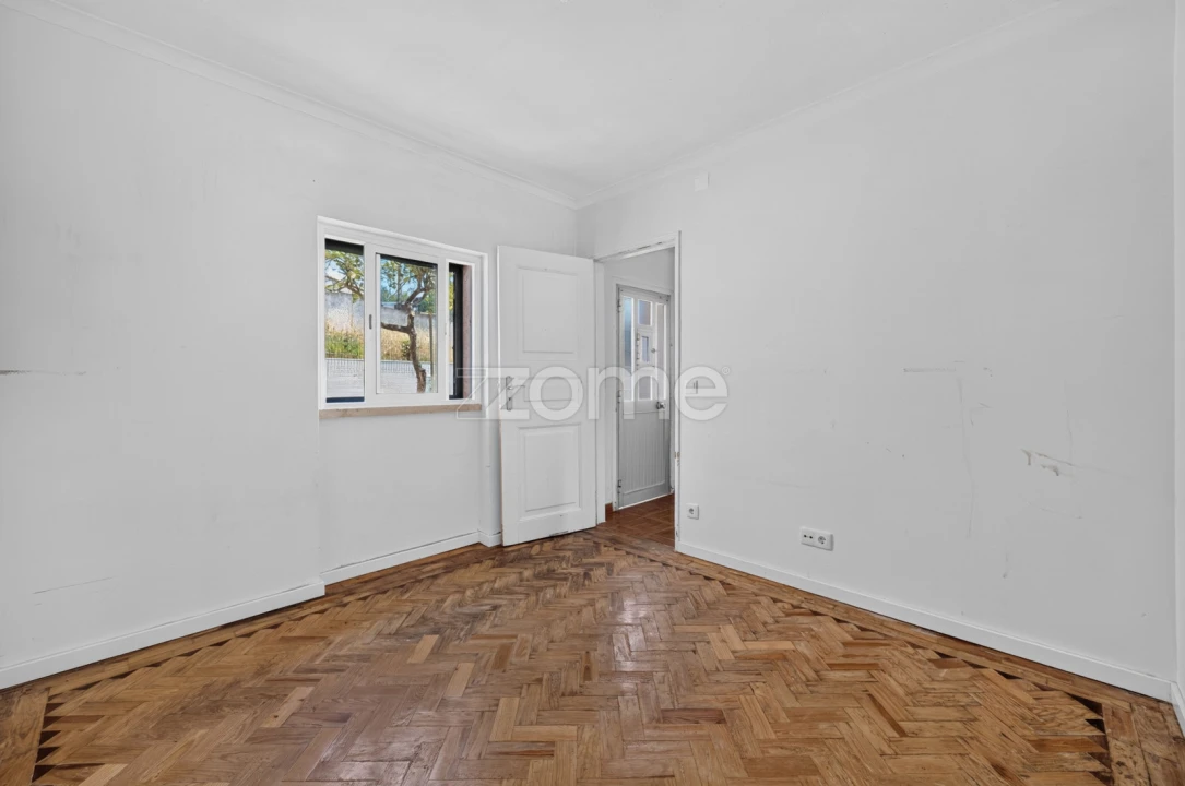 Apartamento T2 para Venda em Ramada e Caneças Foto 5