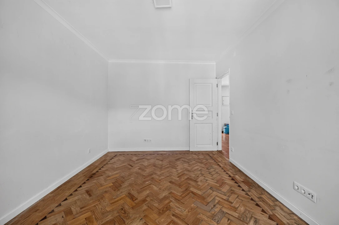 Apartamento T2 para Venda em Ramada e Caneças Foto 13