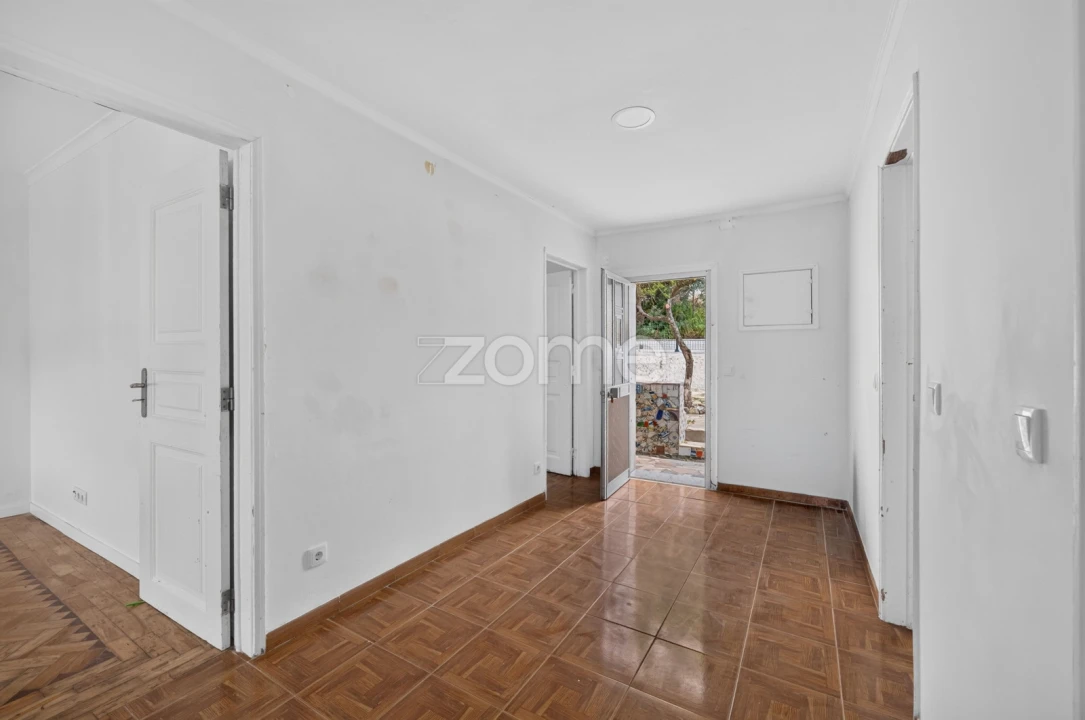 Apartamento T2 para Venda em Ramada e Caneças Foto 1