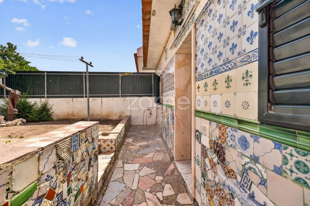 Apartamento T2 para Venda em Ramada e Caneças Foto 25