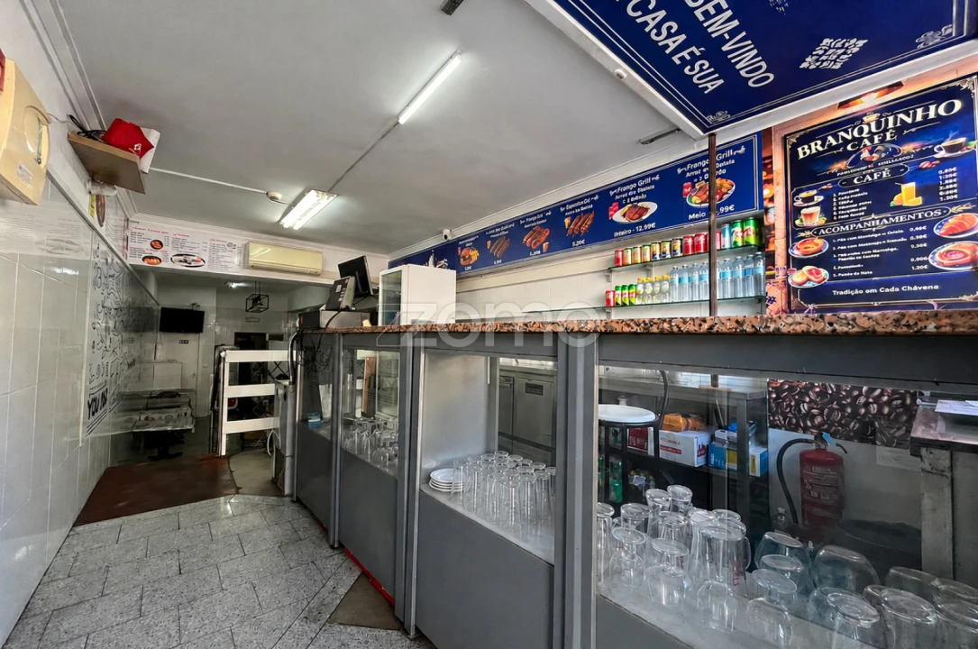 Negócio para Trespasse em Almada, Cova da Piedade, Pragal e Cacilhas Foto 3