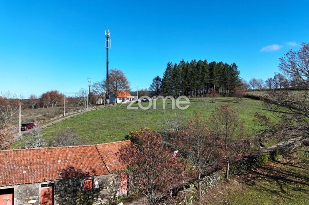 Moradia T2 para Venda em Salto Foto 5