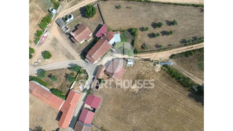 Armazém para Venda em Arganil