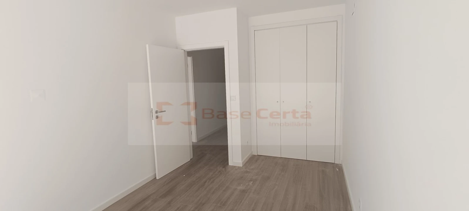 Apartamento T3 para Venda em Corroios Foto 8