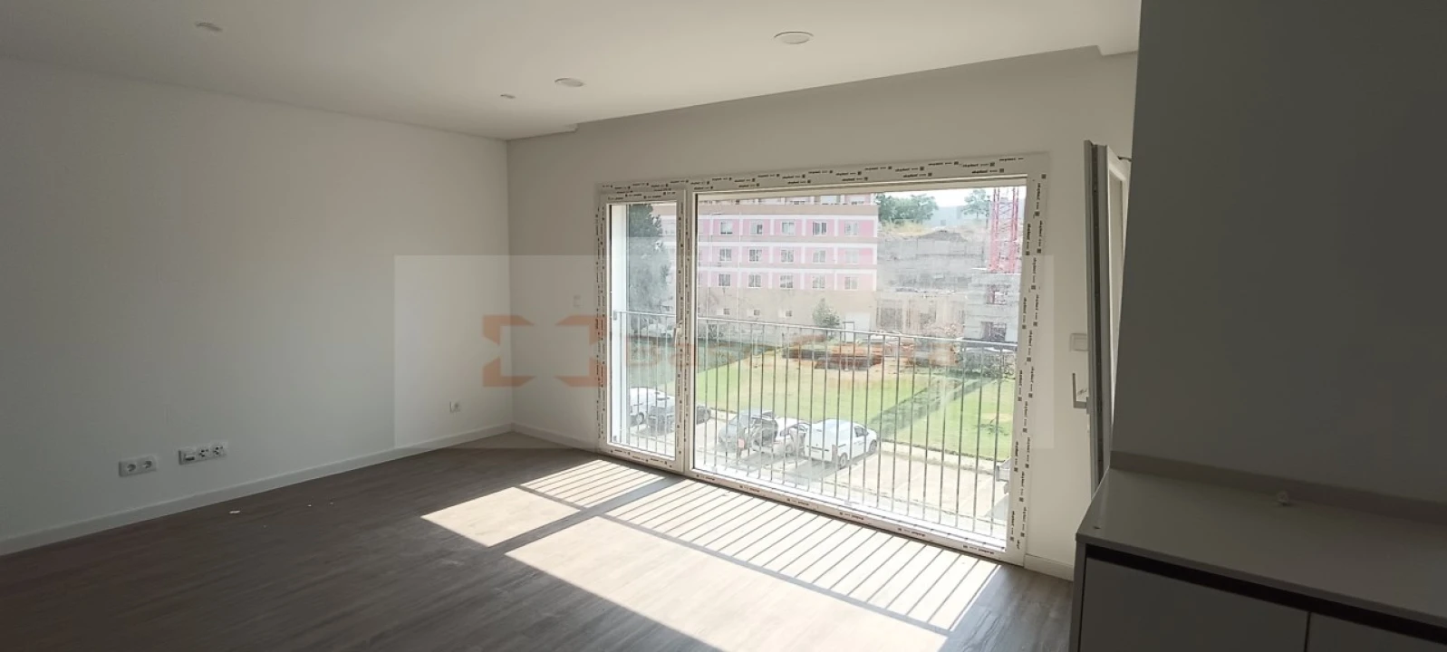 Apartamento T3 para Venda em Corroios Foto 3