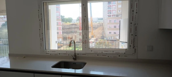 Apartamento T3 para Venda em Corroios
