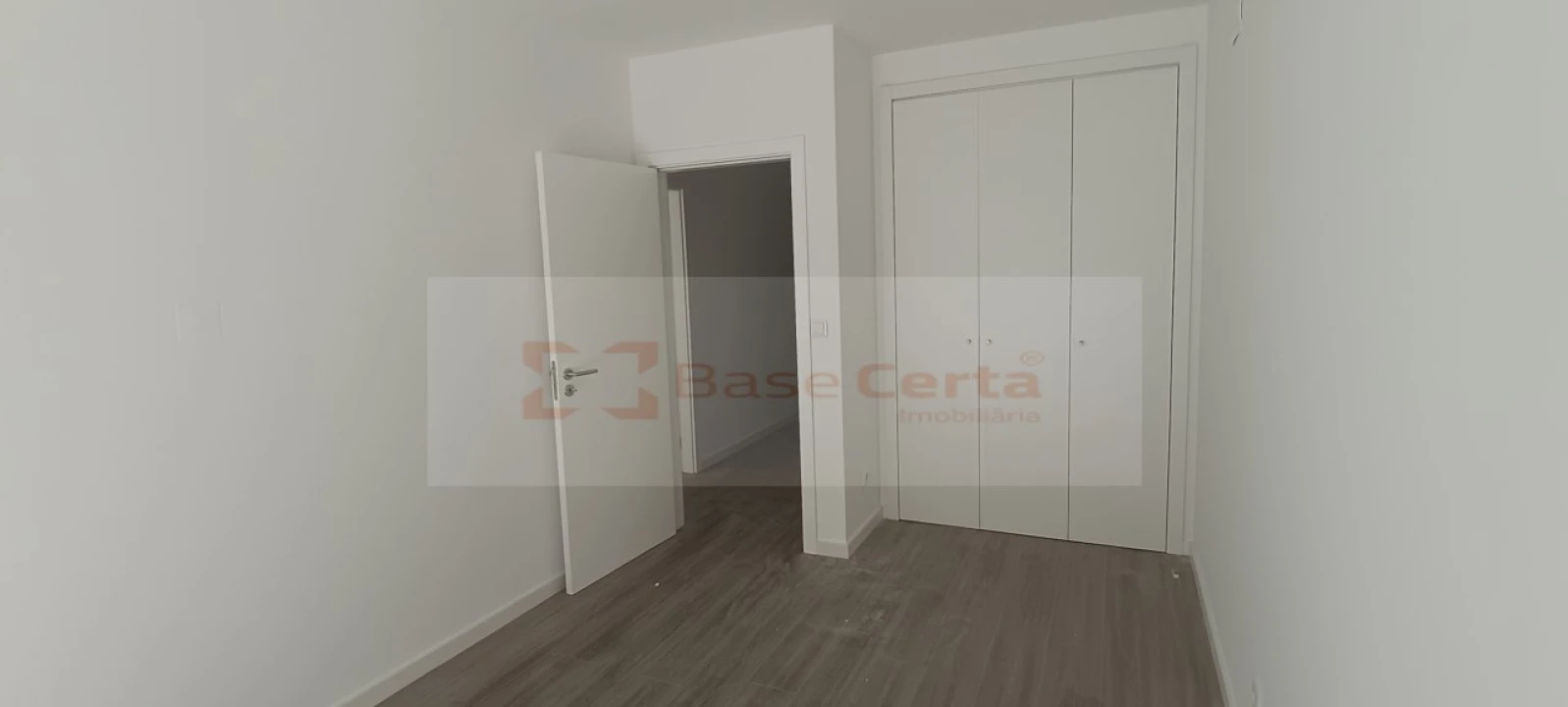 Apartamento T3 para Venda em Corroios Foto 14
