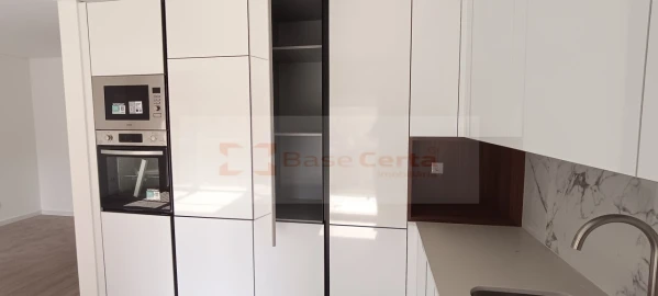 Apartamento T3 para Venda em Corroios