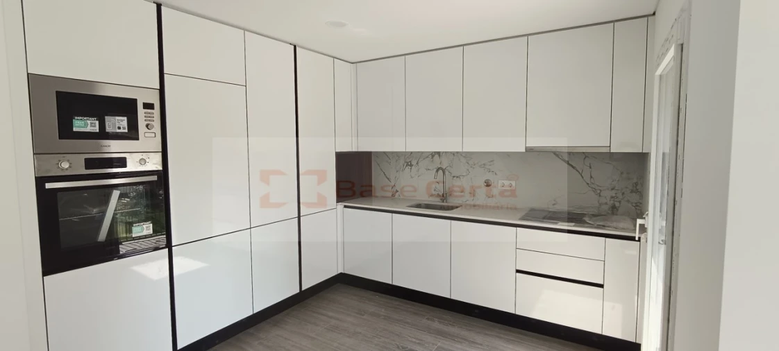 Apartamento T3 para Venda em Corroios Foto 4