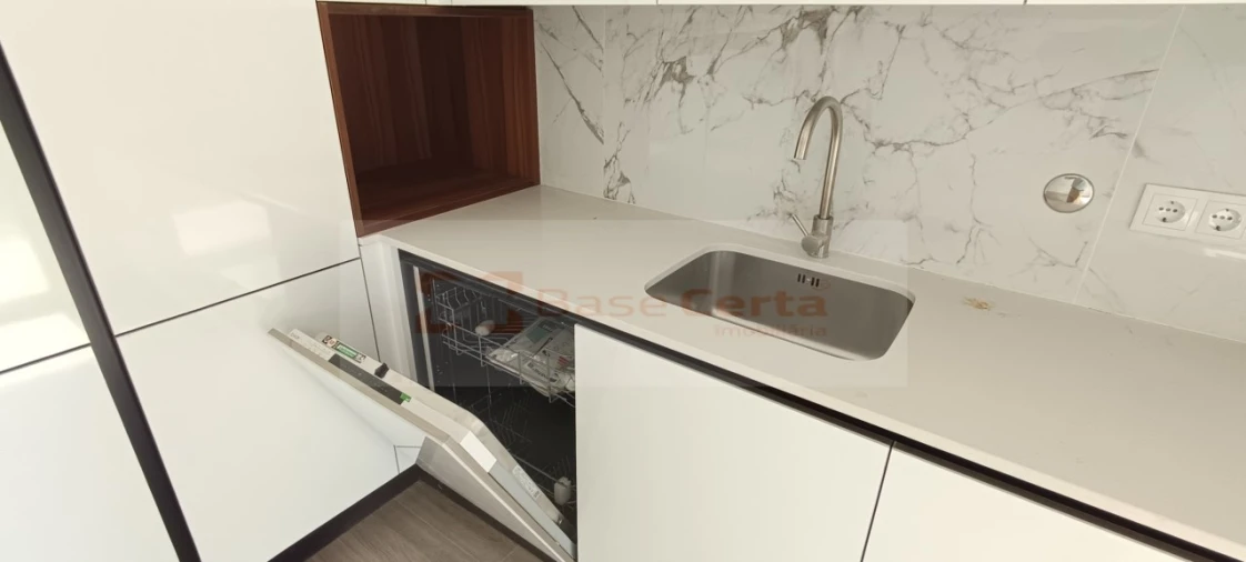 Apartamento T3 para Venda em Corroios Foto 12
