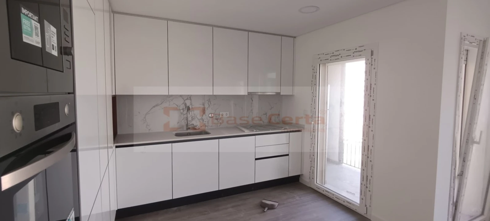 Apartamento T3 para Venda em Corroios Foto 21