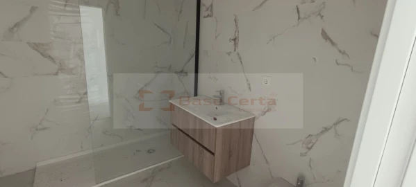 Apartamento T3 para Venda em Corroios