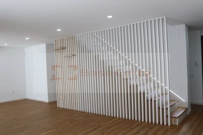 Moradia T5 para Venda em Santa Iria de Azoia, São João da Talha e Bobadela