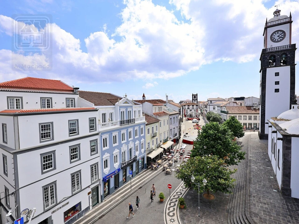 Loja para Arrendamento em Ponta Delgada (São Sebastião) Foto 5