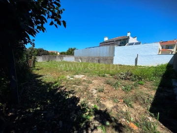 Terreno para Venda em Canelas