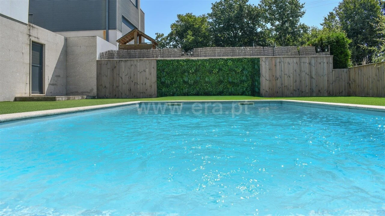 Moradia T4 para Venda em Alpendorada, Várzea e Torrão Foto 6